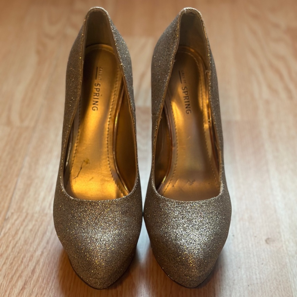 Women's Gold Glitter Heels